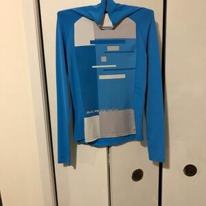 Sugoi Ladies Nylon Sports Top Size Small $5.00 AS AN ADD ON